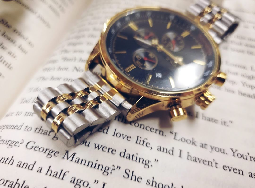 Watch Glass Cutting Service Watch Glass Cutting Service