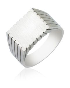 Signet Ring with Straight Ridges 